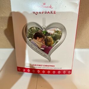 OUR FIRST CHRISTMAS PHOTO FRAME 2017 HALLMARK KEEPSAKE ORNAMENT